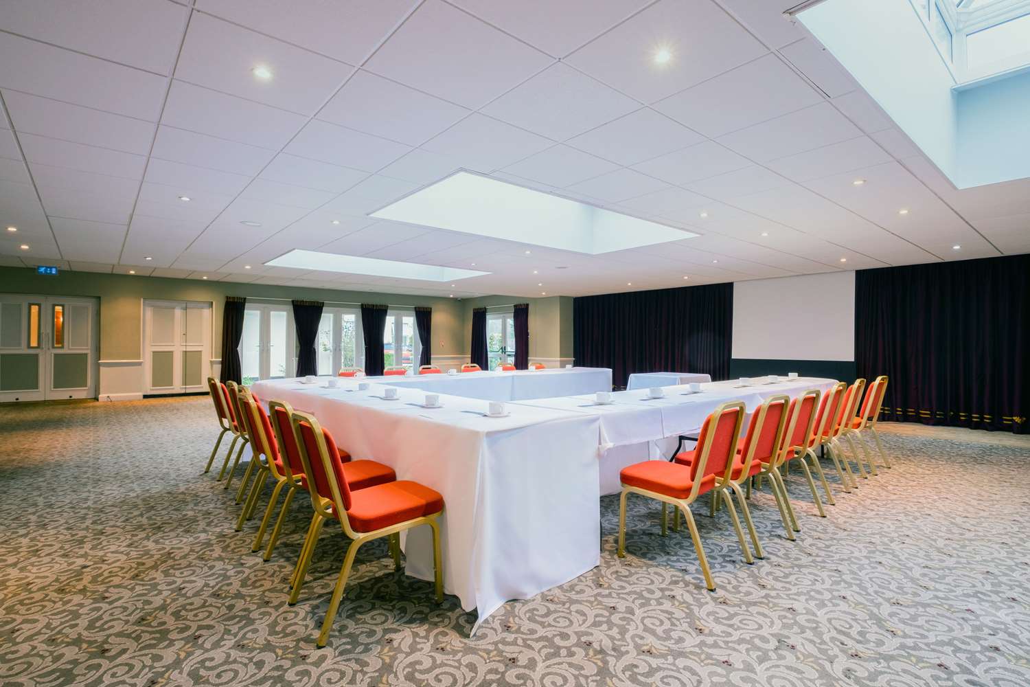 Ramada by Wyndham Cheltenham 8/17