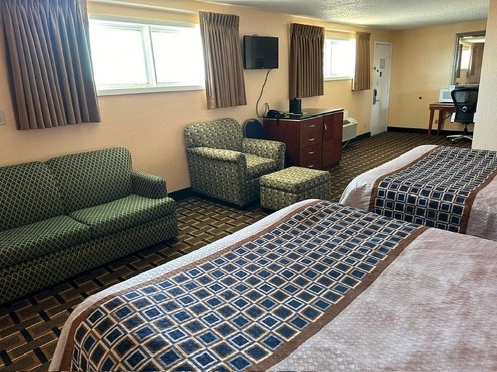 Stay Inn by OYO Near I 80 Lincoln West 19/32
