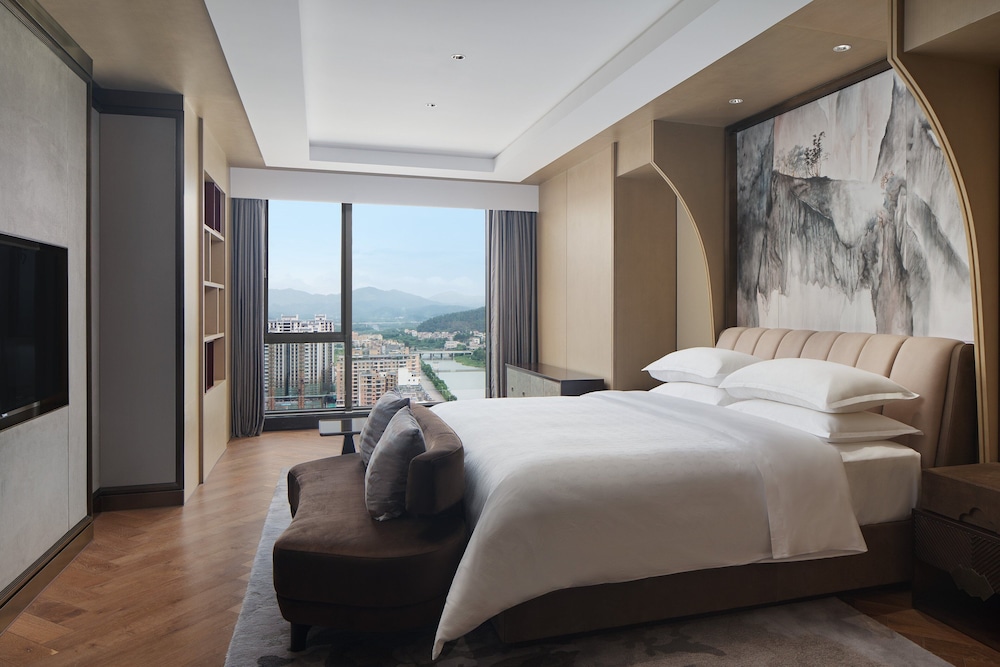 Sheraton Yunfu Xinxing Hotel 12/55