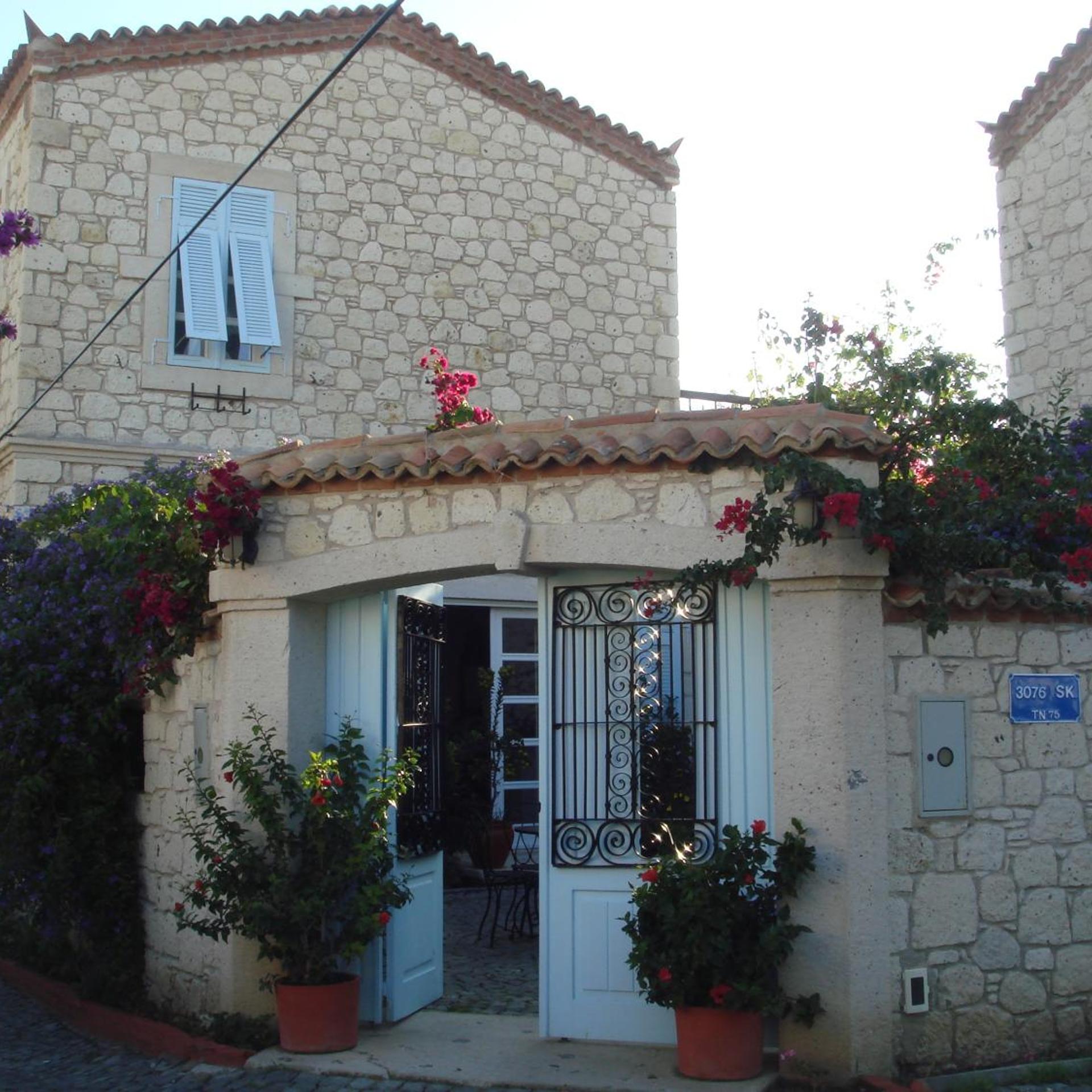 Icirliev Alacati 2/56