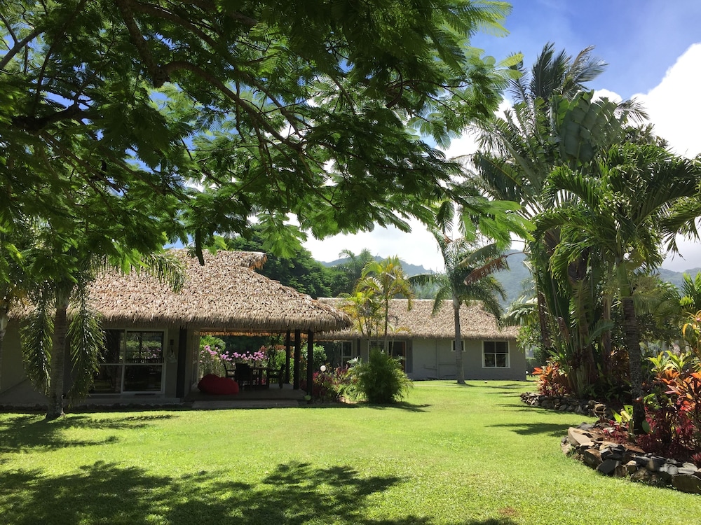 Lagoon Breeze Villas Formerly Lagoon Lodges 67/75