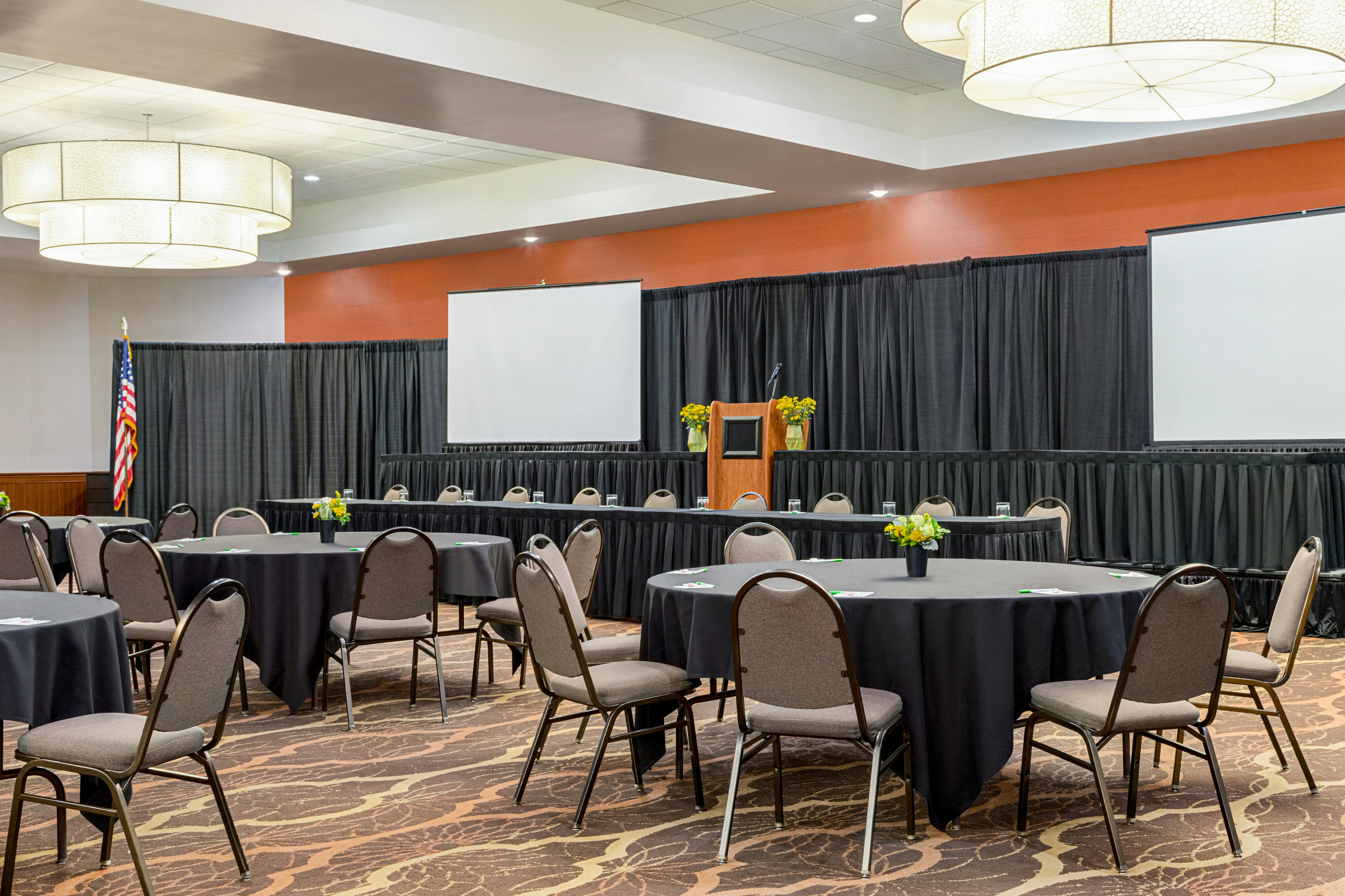 Holiday Inn Louisville East - Hurstbourne 67/78
