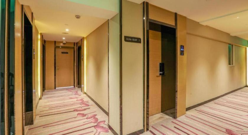 Lavande Hotels Shanghai Railway Station 24/48