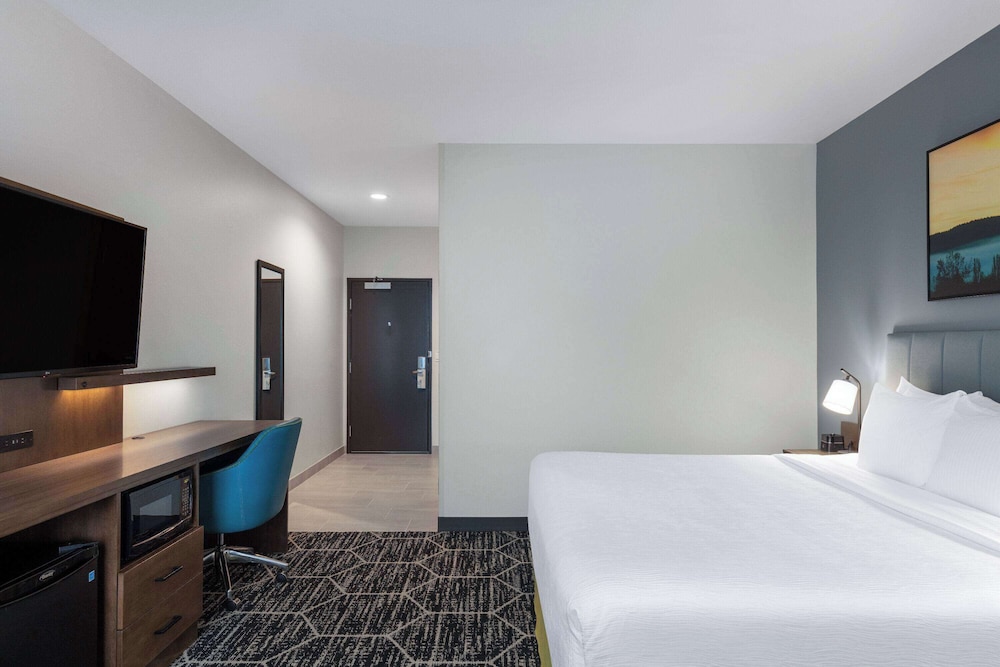 La Quinta Inn and Suites by Wyndham Centralia 13/50