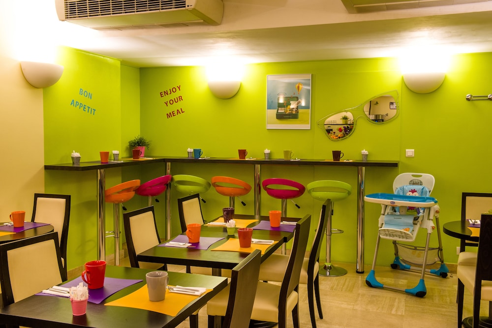 ibis Styles Nantes Centre Place Royale 48/58