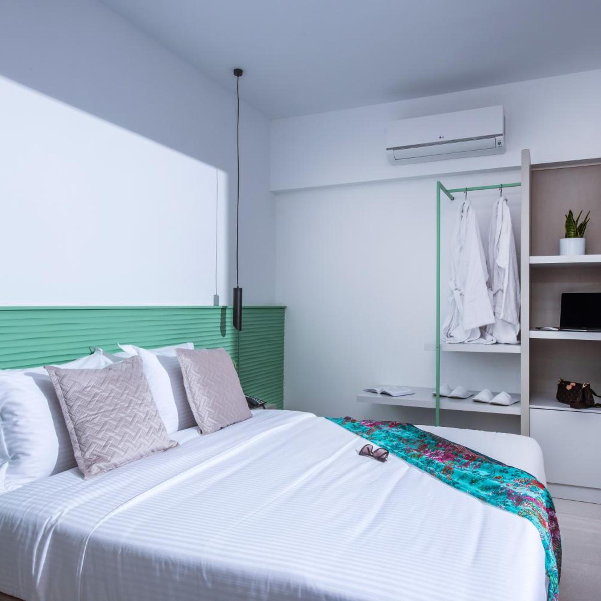 Meramaglia Hotel 11/50