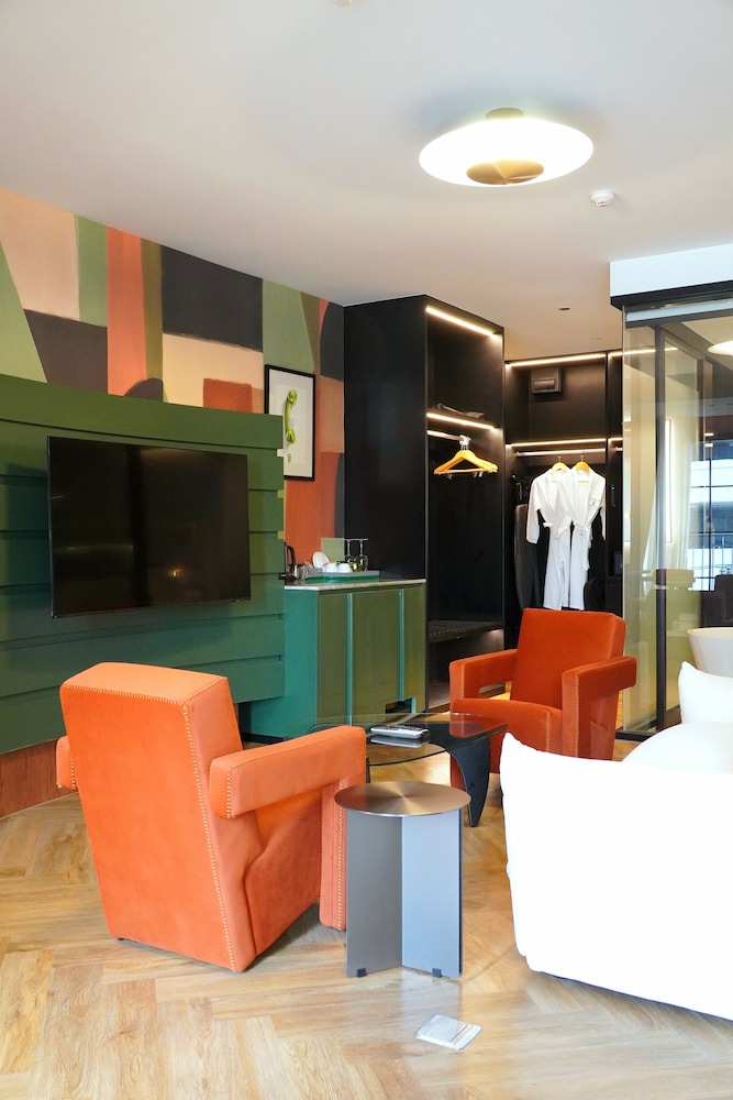 Hotel Sapin 42/63