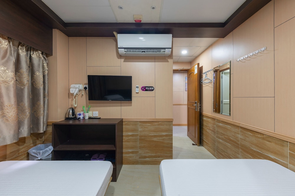 Kam Fu Guest House 17/31