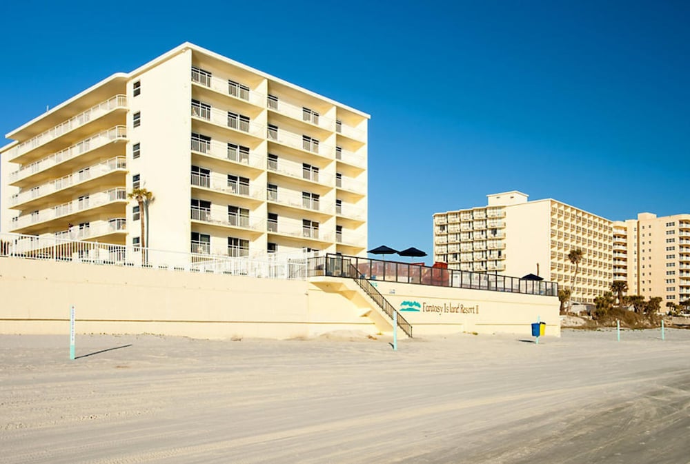 Fantasy Island Resort II 24/26