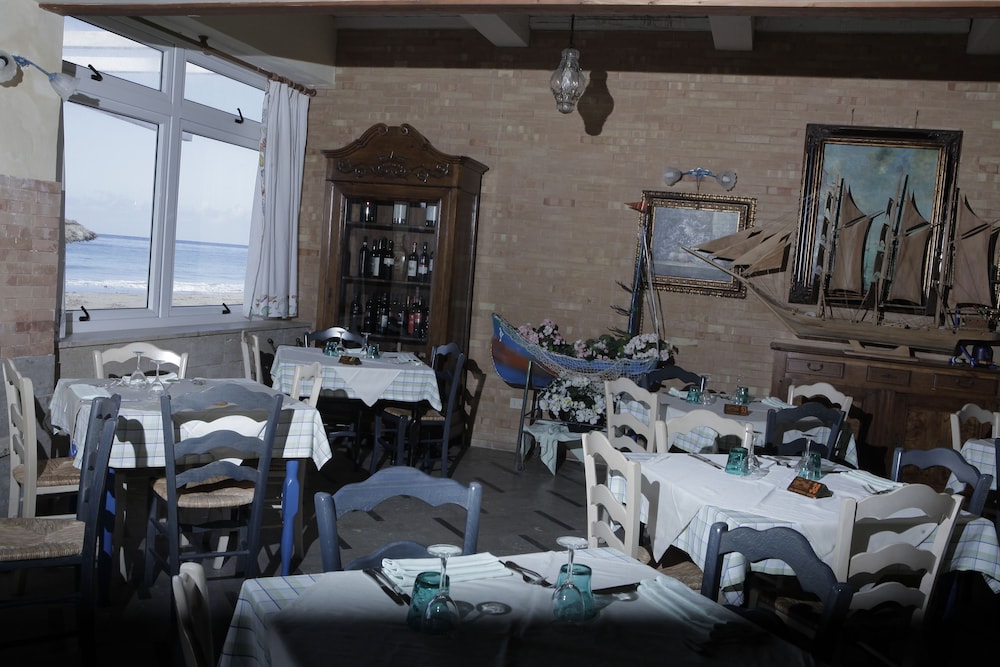 Delfino Beach Hotel 31/50