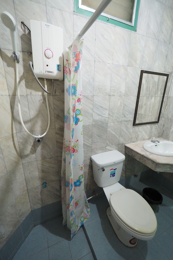 Luxury Hotel 31/33