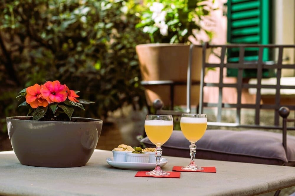 La Valletta Relais 30/38