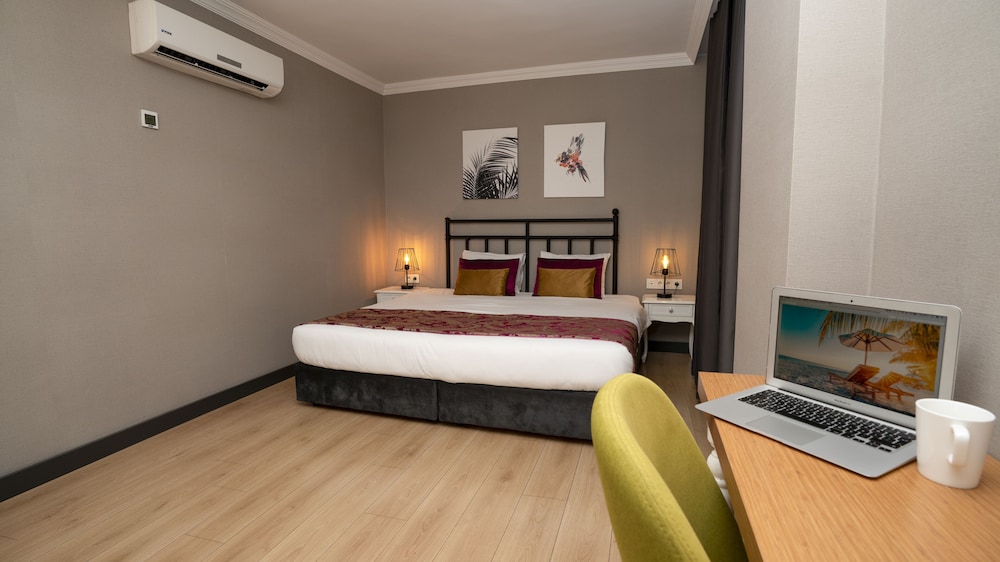 Azuu Boutique Hotel 17/76