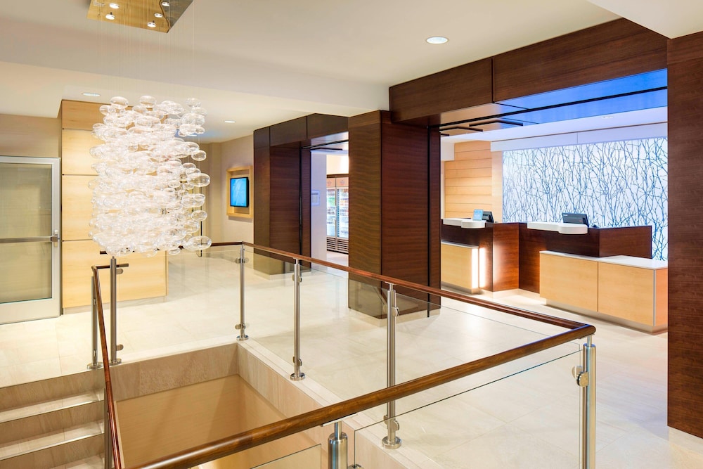 Fairfield Inn Suites Calgary Downtown 4/28