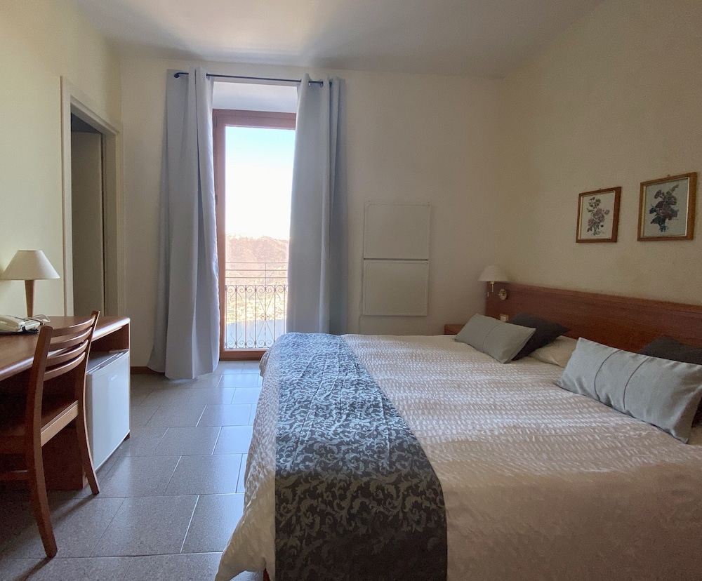 Hotel Paradiso sul Lago 8/50