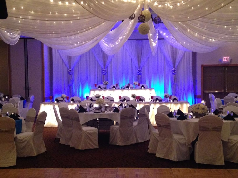 Country Inn & Suites By Radisson Mankato Hotel And Conference Center 13/38