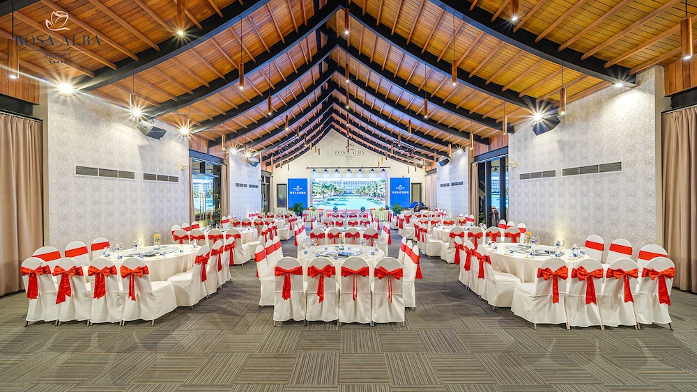 Rosa Alba Resort and Villas Tuy Hoa 50/66