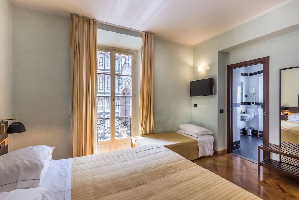 HOTEL DUOMO 58/74