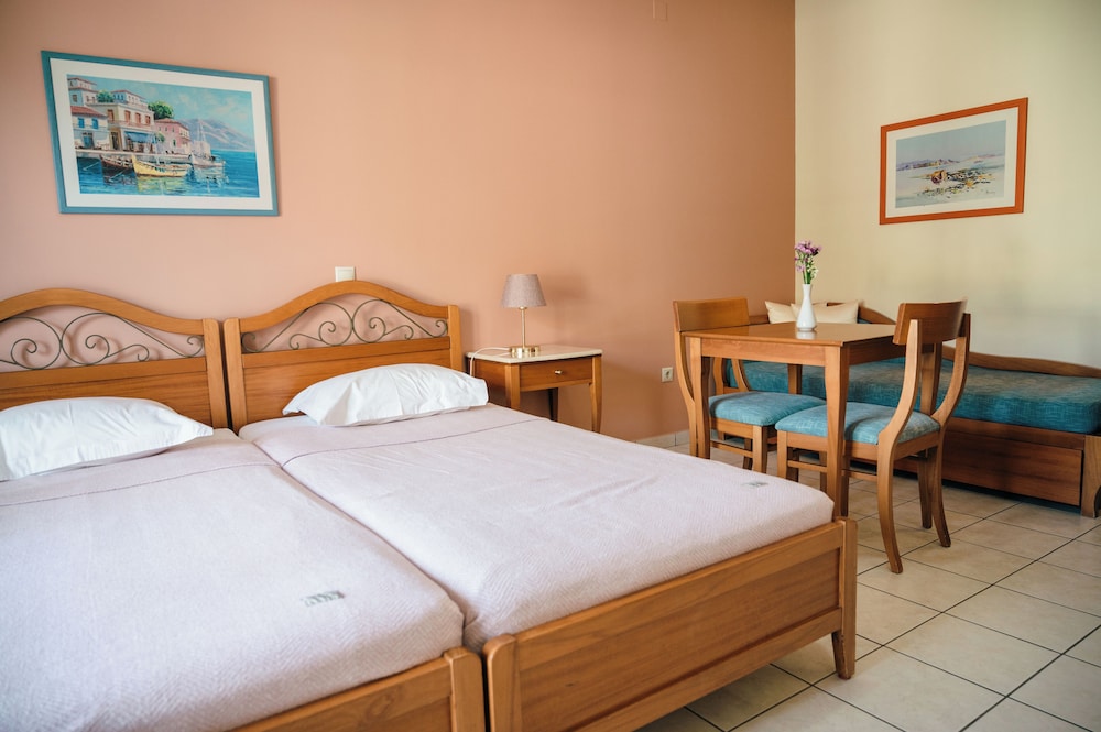 Emporios Bay Hotel 21/64