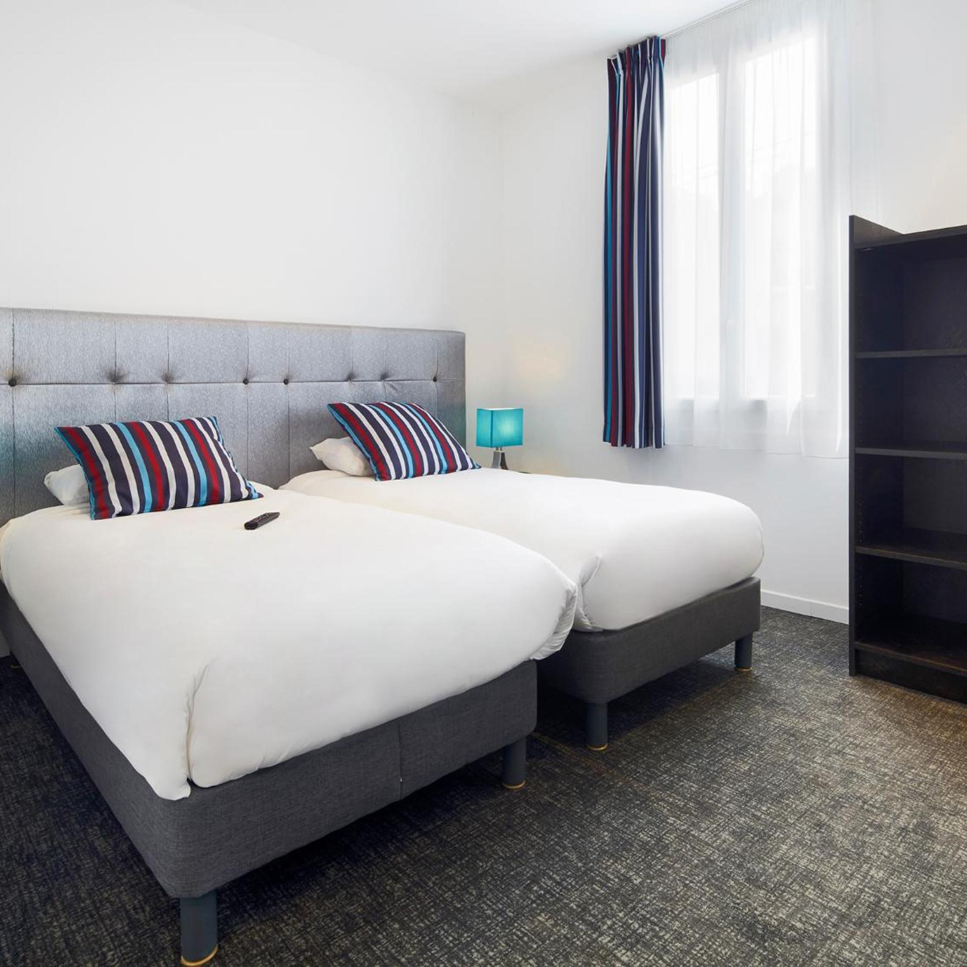 Room, Twin Beds