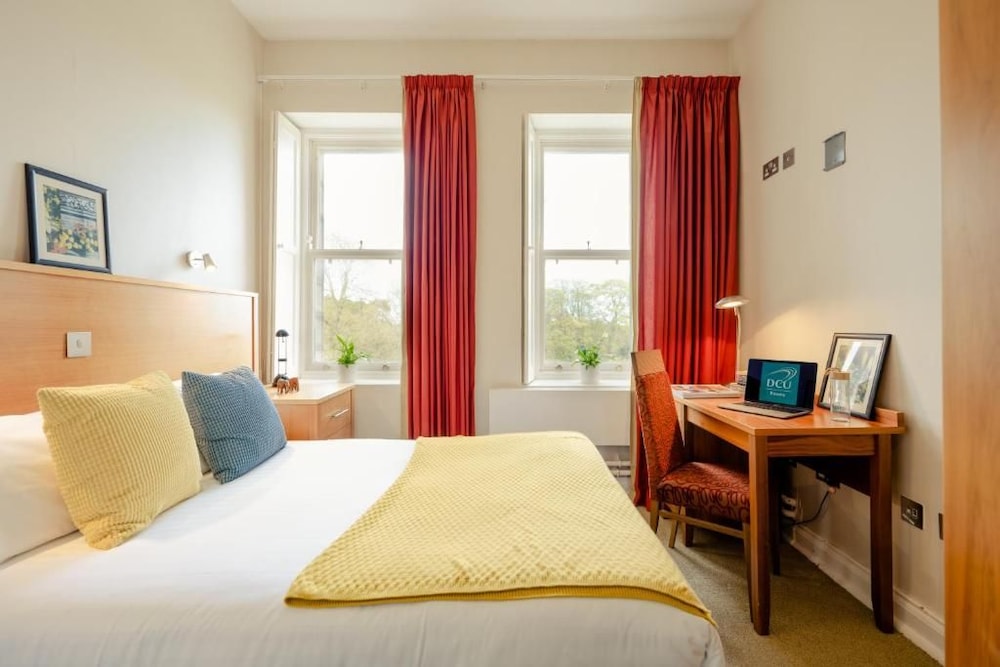 Dcu Rooms At All Hallows College 8/40