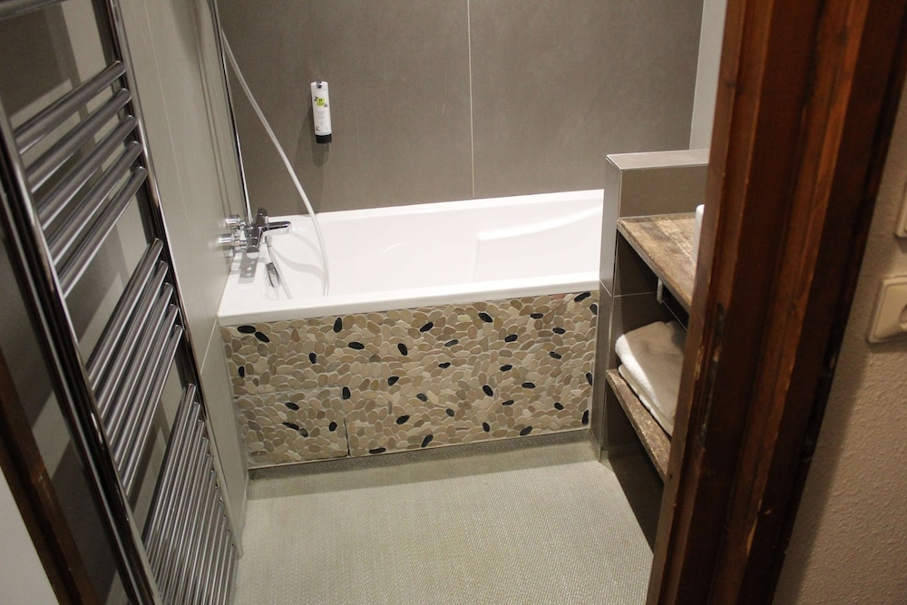 Enzo Hotels Metz Amneville By Kyriad Direct 50/50