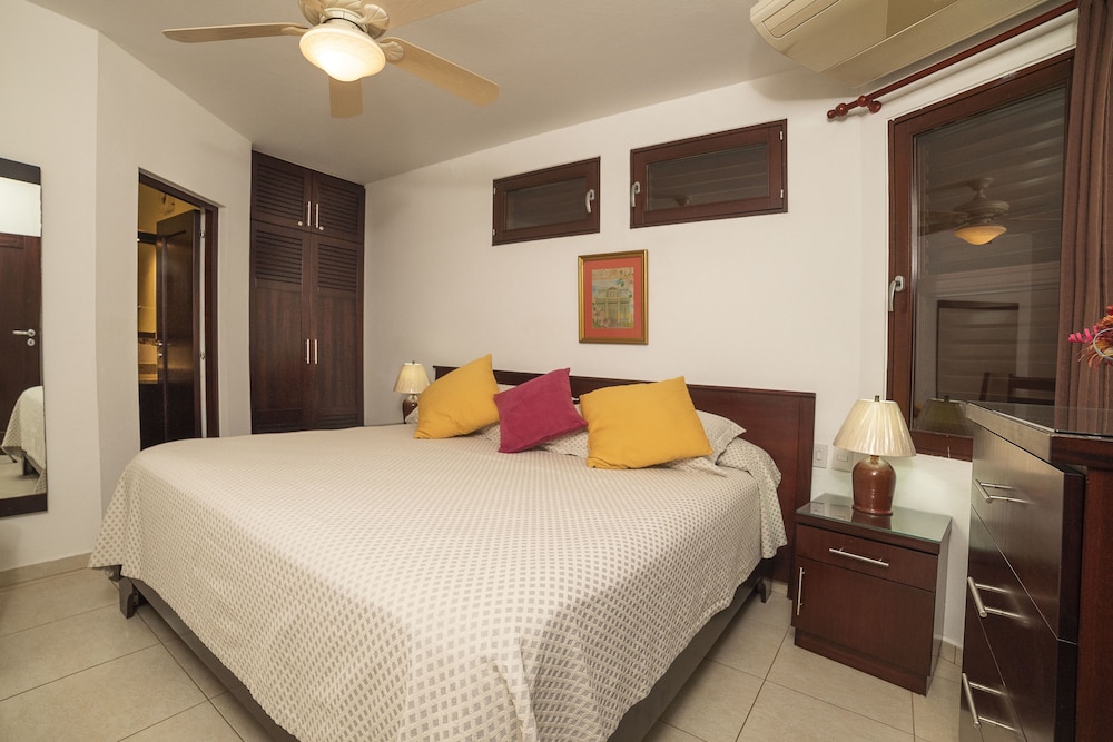 Cabarete Palm Beach Condos 10/50