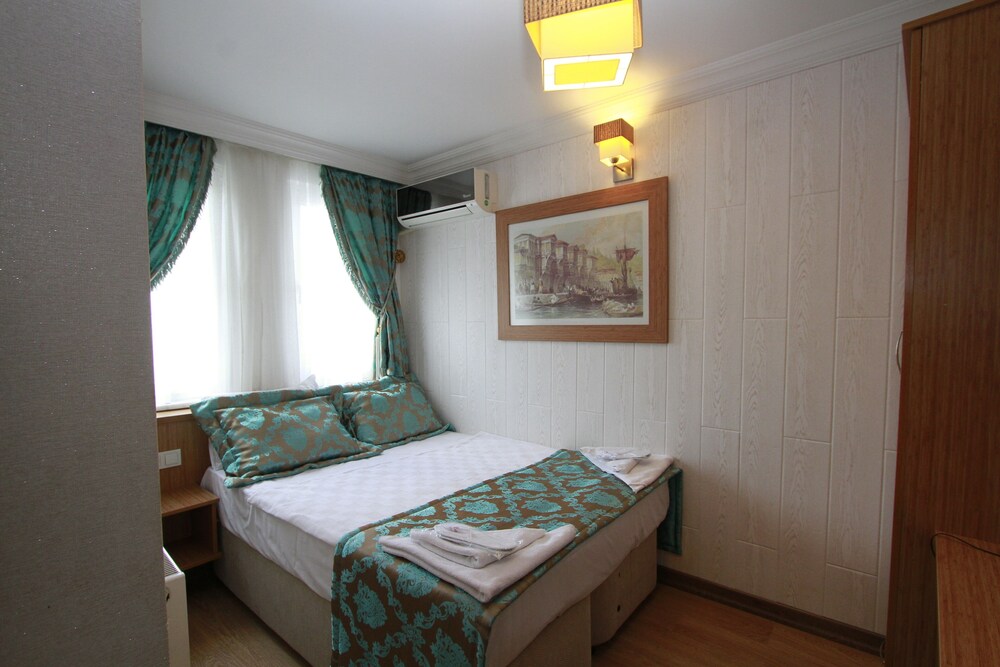 Agora Boutique Hotel & Bistro 14/50