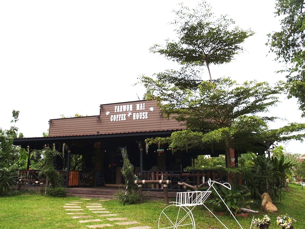 Cowboy Farm Resort Pattaya 7/39