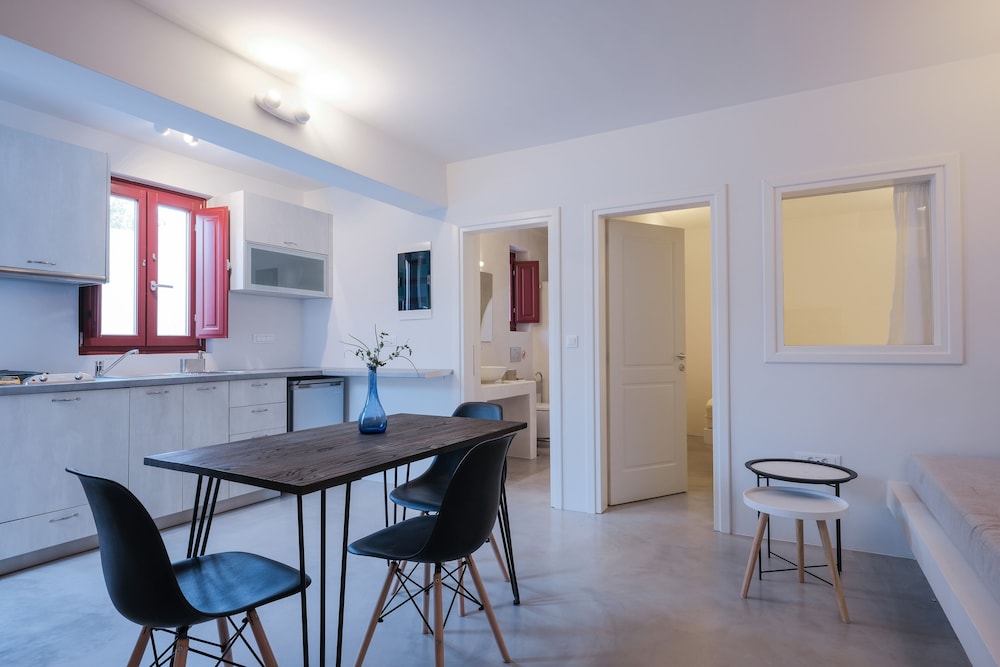 Aplada Suites 54/71