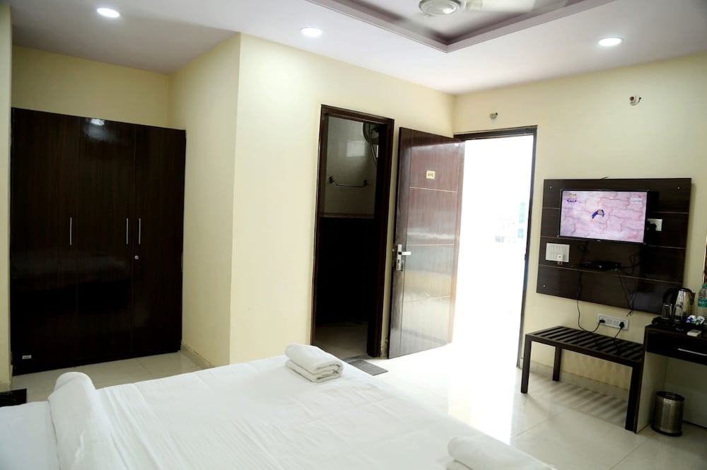 Hotel Roshan Haveli 10/29