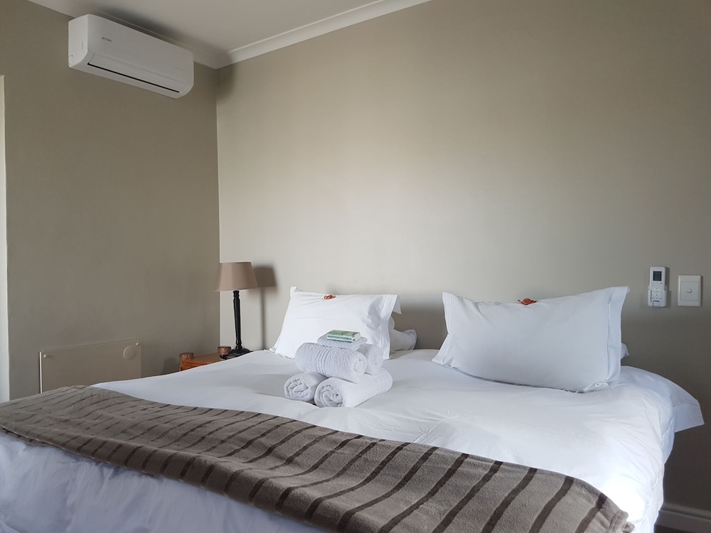 Melkbosch Guesthouse 12/50