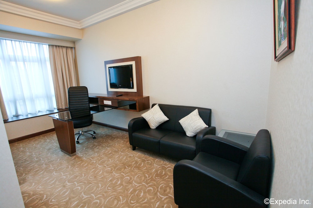 Orchid Hotel 38/50