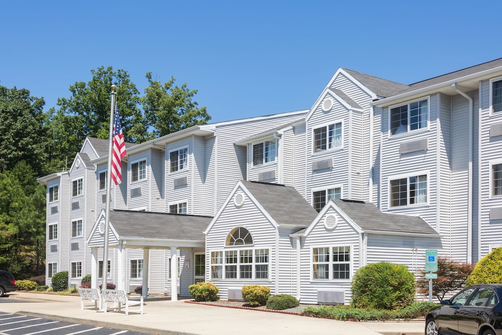 Microtel Inn Suites By Wyndham Hillsborough 3/25