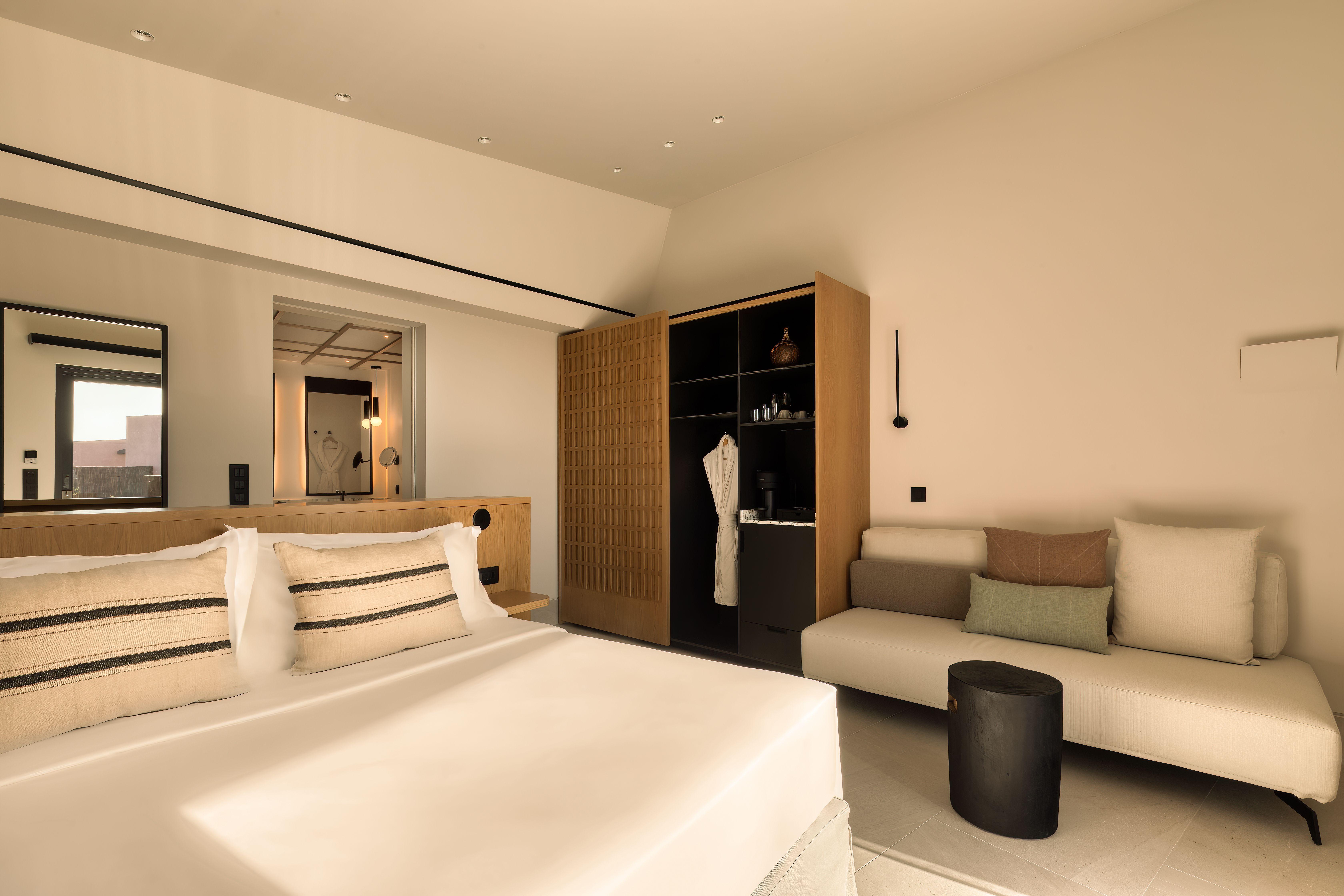 Guest Room, King Bed, Resort View, Terrace