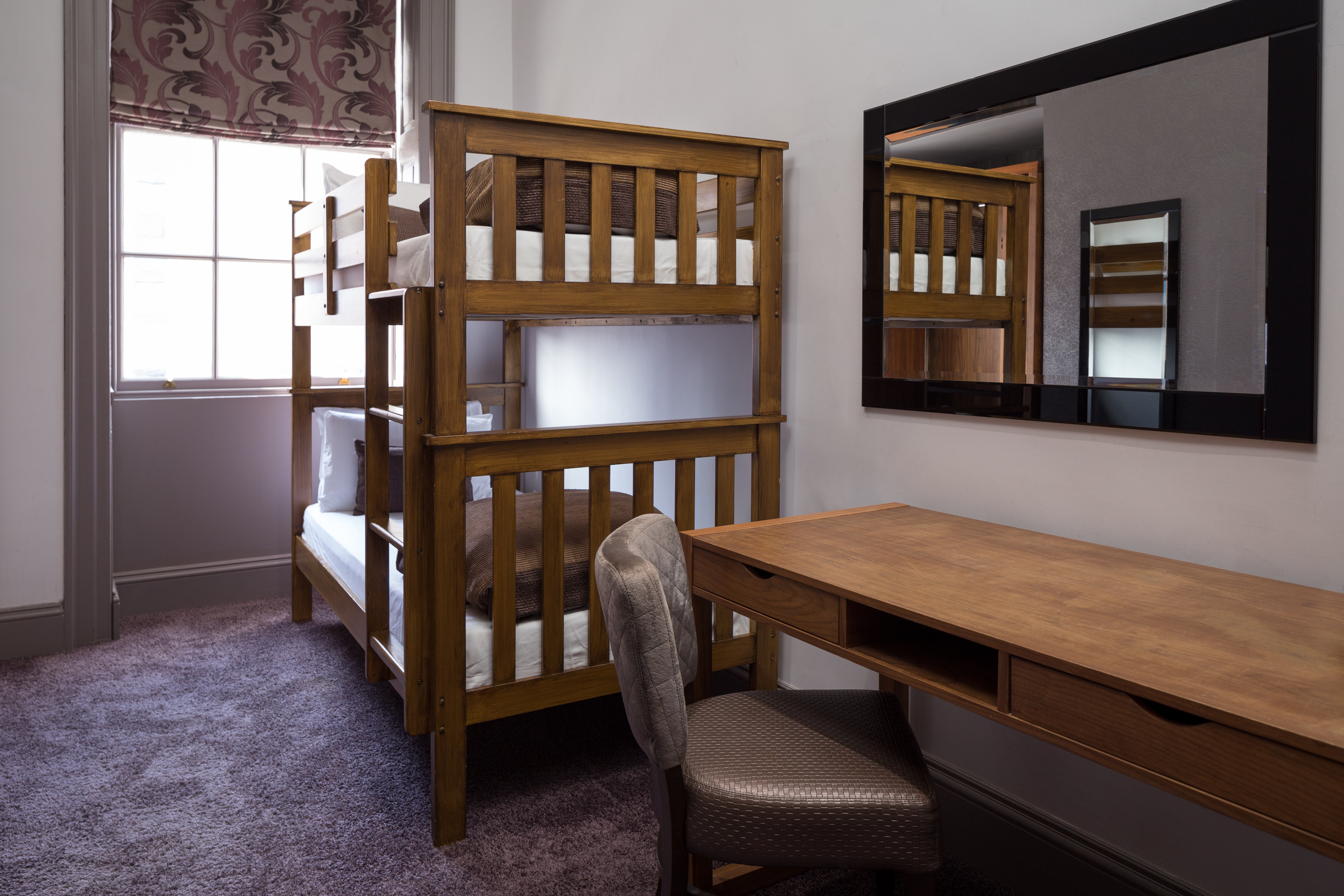 Roomzzz Newcastle 53/68