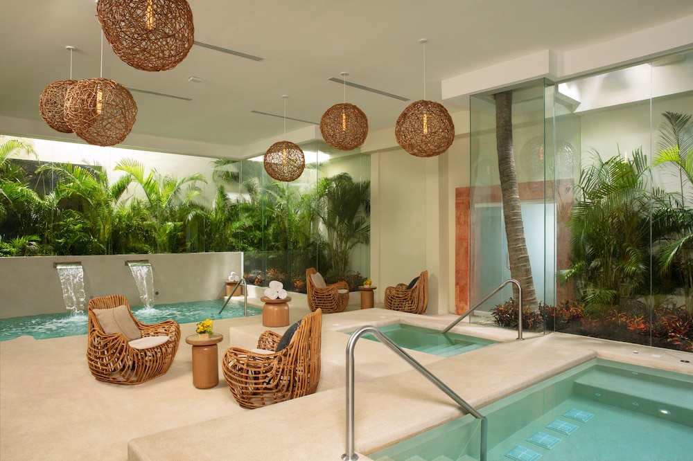 Dreams Sands Cancun Resort and Spa 10/67