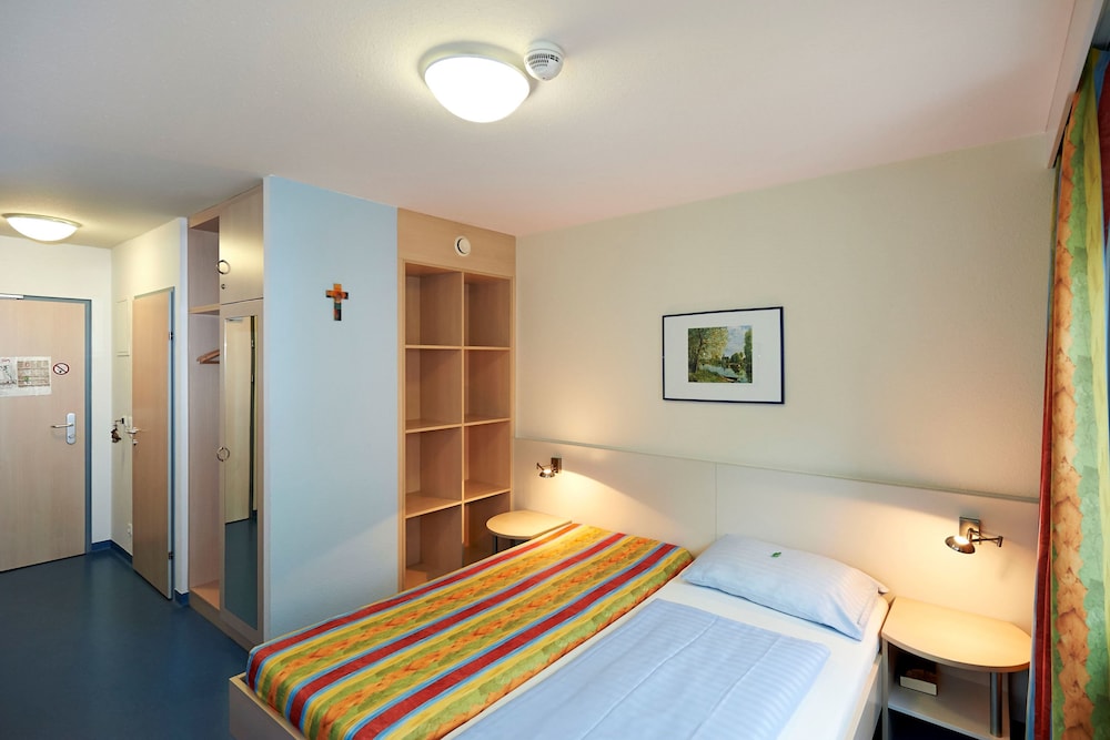 Kolping Wien Zentral Hotel 30/69