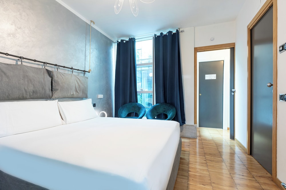 STANDARD, DOUBLE BED