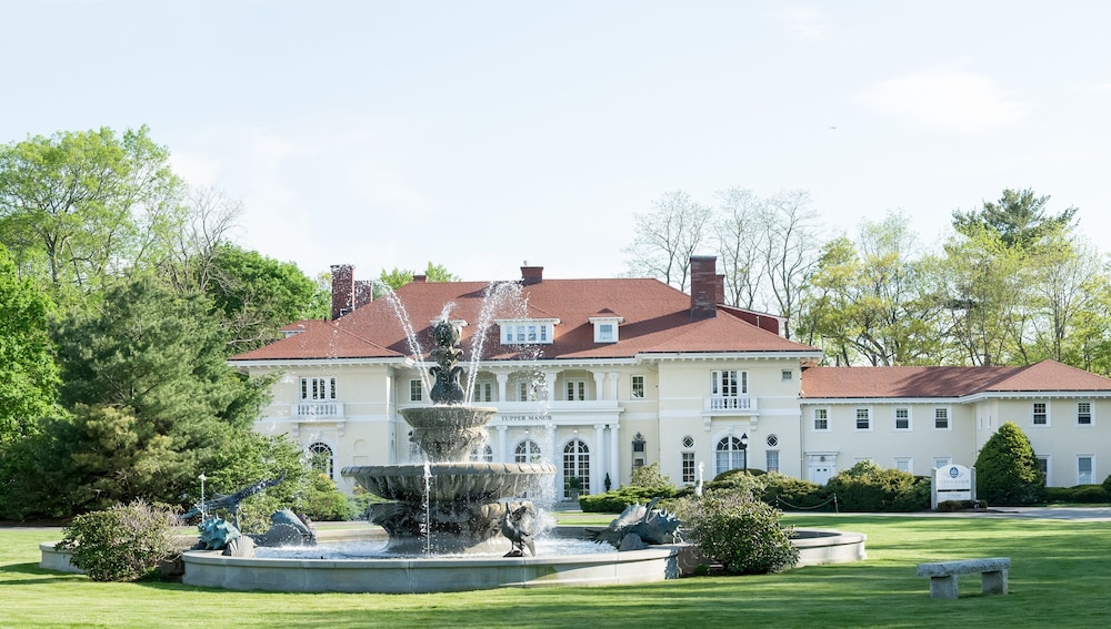 Wylie Inn And Conference Center At Endicott College 5/42