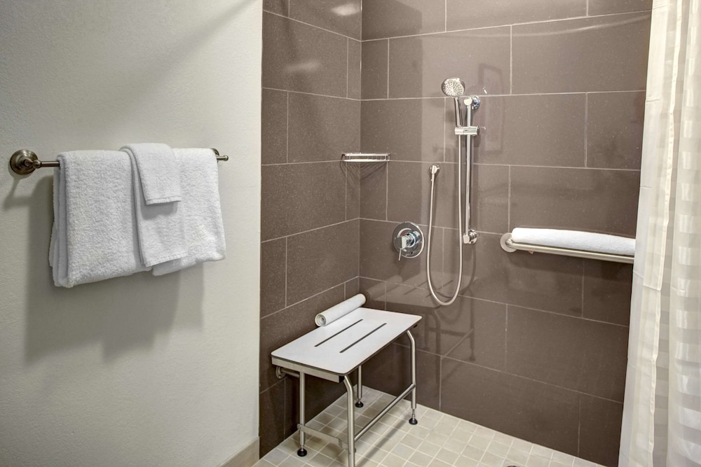 HYATT house Philadelphia/Plymouth Meeting 56/57