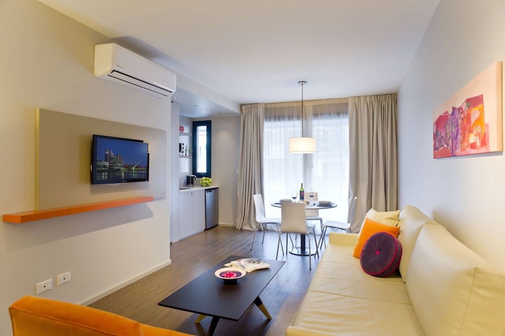 Bulnes Eco Suites 46/62