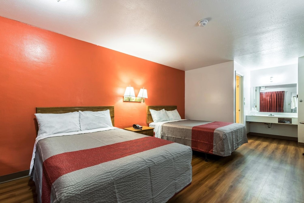 Motel6 Attalla AL 27/63