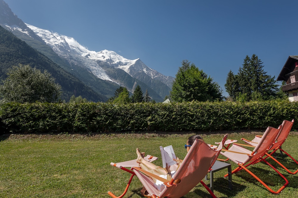 Chalet Hotel le Prieure and Spa 58/87