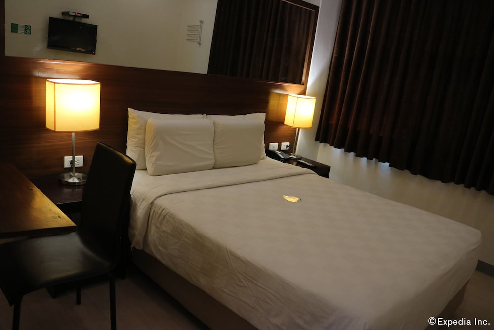 Go Hotels Bacolod 22/58