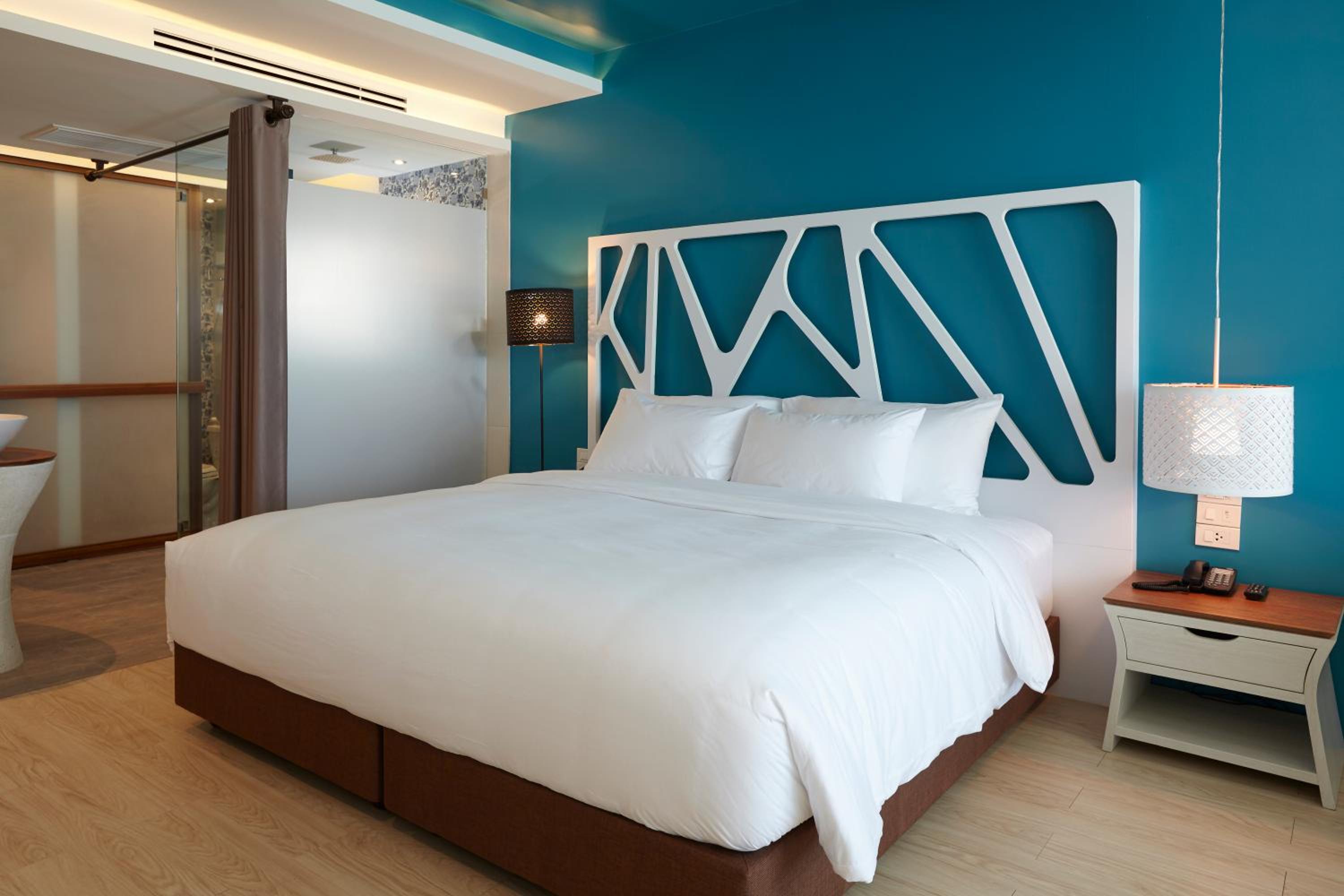 غرفة سوبيريور بسرير مزدوج أو سريرين منفصلين، Whale Hua Hin 4/10
