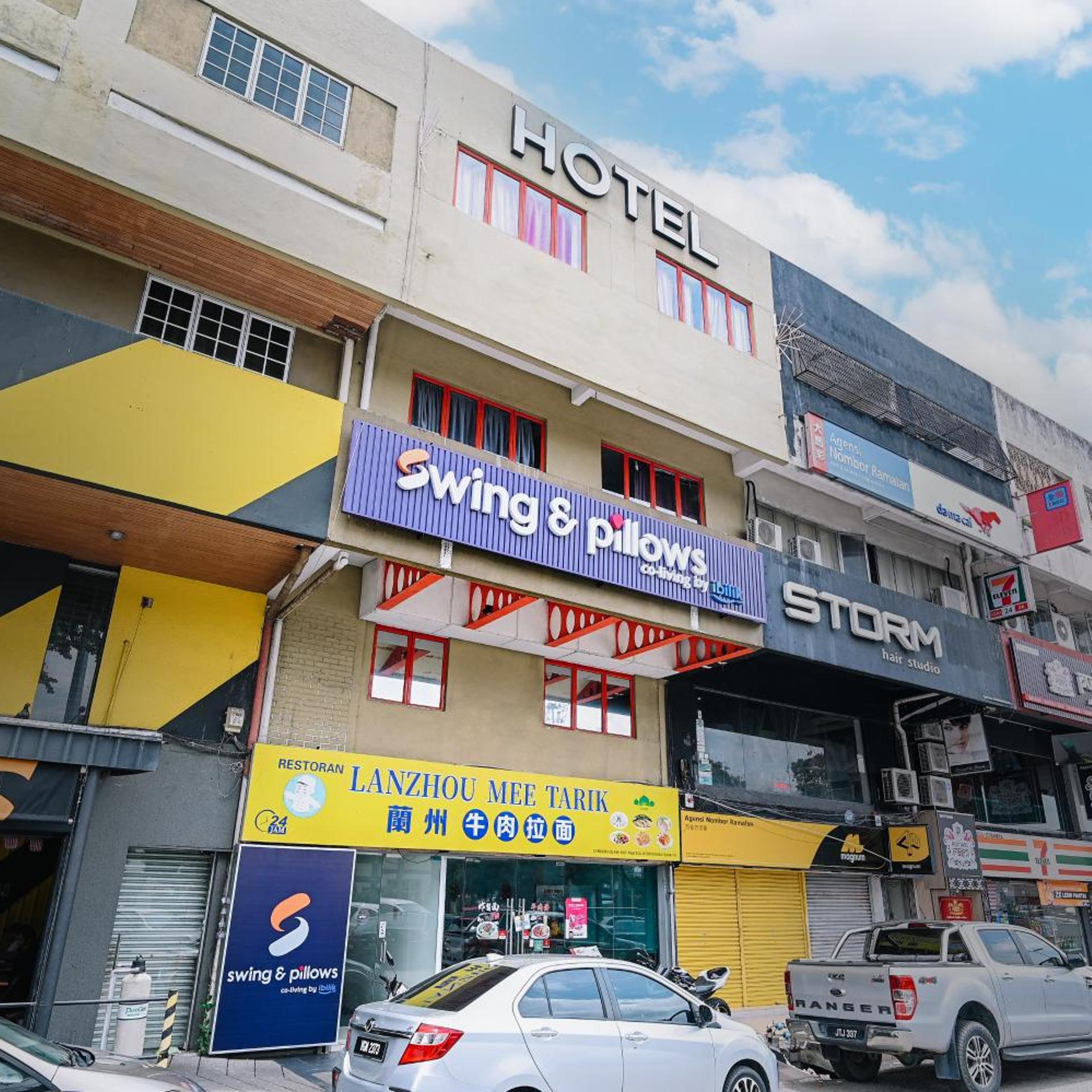 Swing and Pillows at PJ SS2 in PETALING JAYA