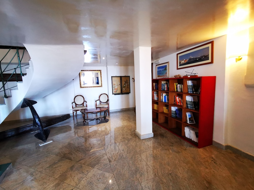 Hotel Hieracon 22/47