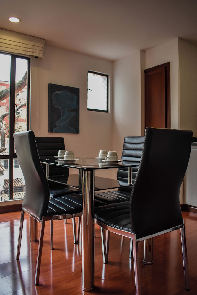 Cora 96 Street Suites and Apartments 38/50