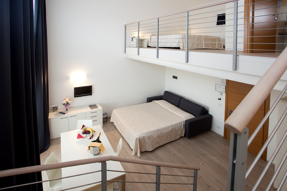 Duplex, Apartment